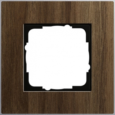 Gira-0211129-Abdeckrahmen-1fach-Esprit-Nussbaum-Aluminium[1]