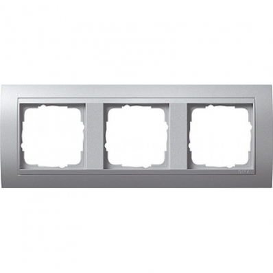 Gira-021336-Abdeckrahmen-3fach-fuer-Farbe-alu-Event-Farbe-alu[1]