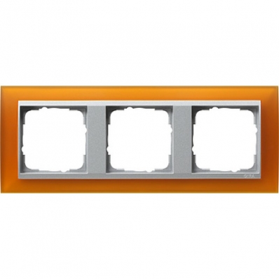 Gira-021369-Abdeckrahmen-3fach-fuer-Farbe-alu-Event-opak-bernstei[1]